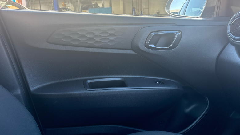 Hyundai i10 1.2 MPi Premium 5dr Petrol Hatchback